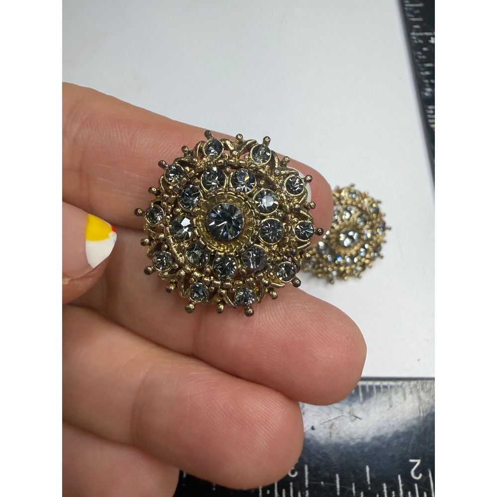 Gold Tone Grey Rhinestone Sunburst Clip On Earrings Round Filigree Cluster